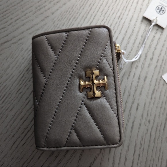 Tory Burch Kira Chevron Bi-Fold Wallet - Picture 6 of 8